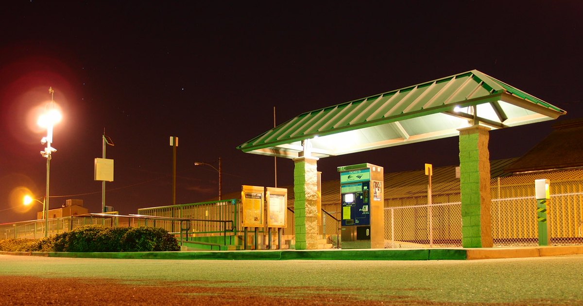 East ventura metrolink terminus kiosk at night